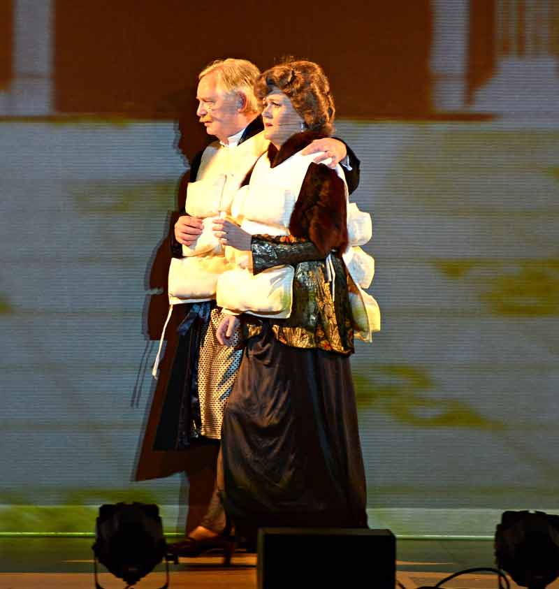 John Phipps, Nicky Fallon